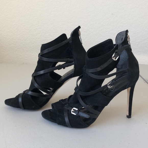 Ivanka Trump Heels - Picture 2 of 5